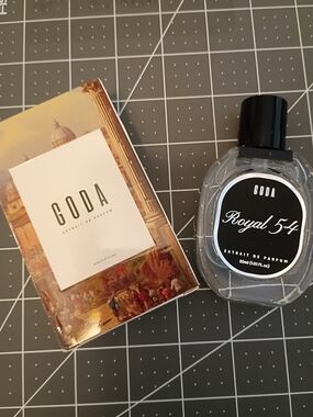 New Goda Extrait De Parfum 1.01 Fl Oz New In Box